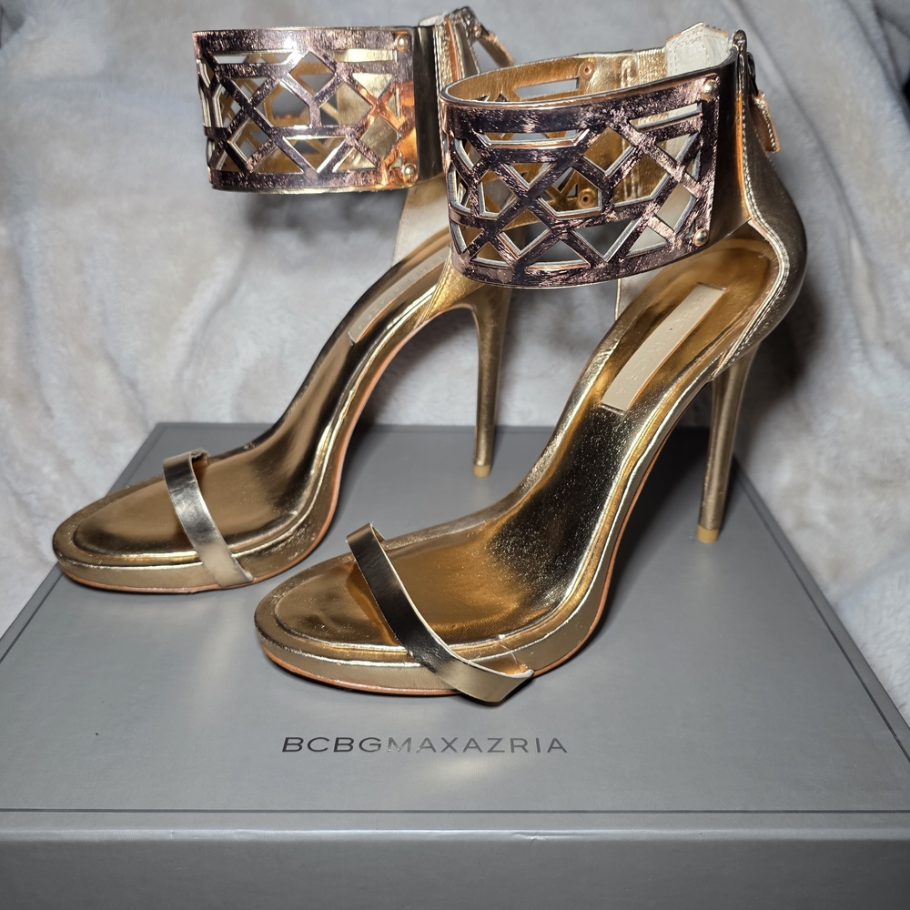 BCBGMAXAZRIA Estie Gold Dust Metallic Ankle Cuff Heels Sandals 8
